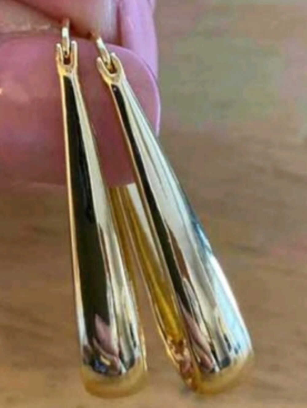 Minimialist clean lines copper hoop earrings; nwot